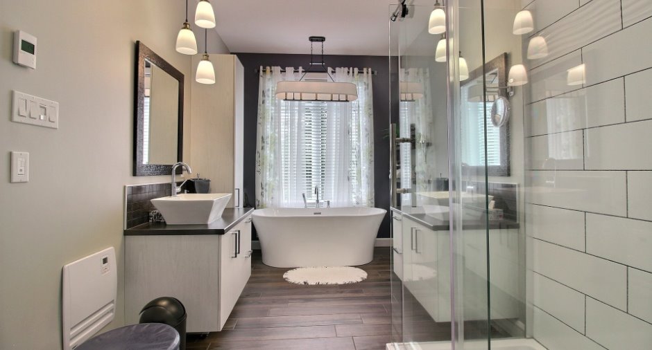 Salle de bains attenante à la CCP