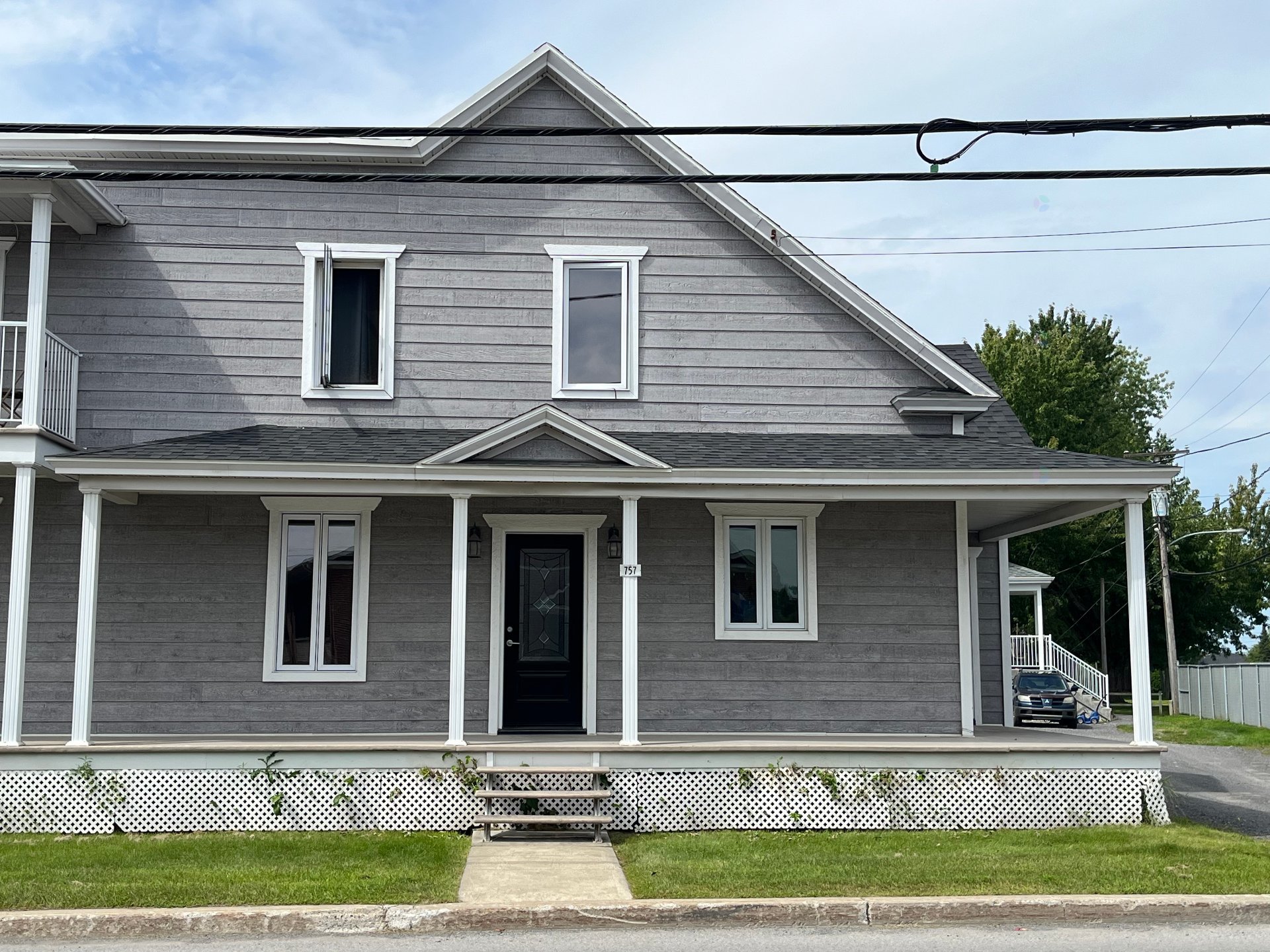 751-757 Rue Principale — photo 3