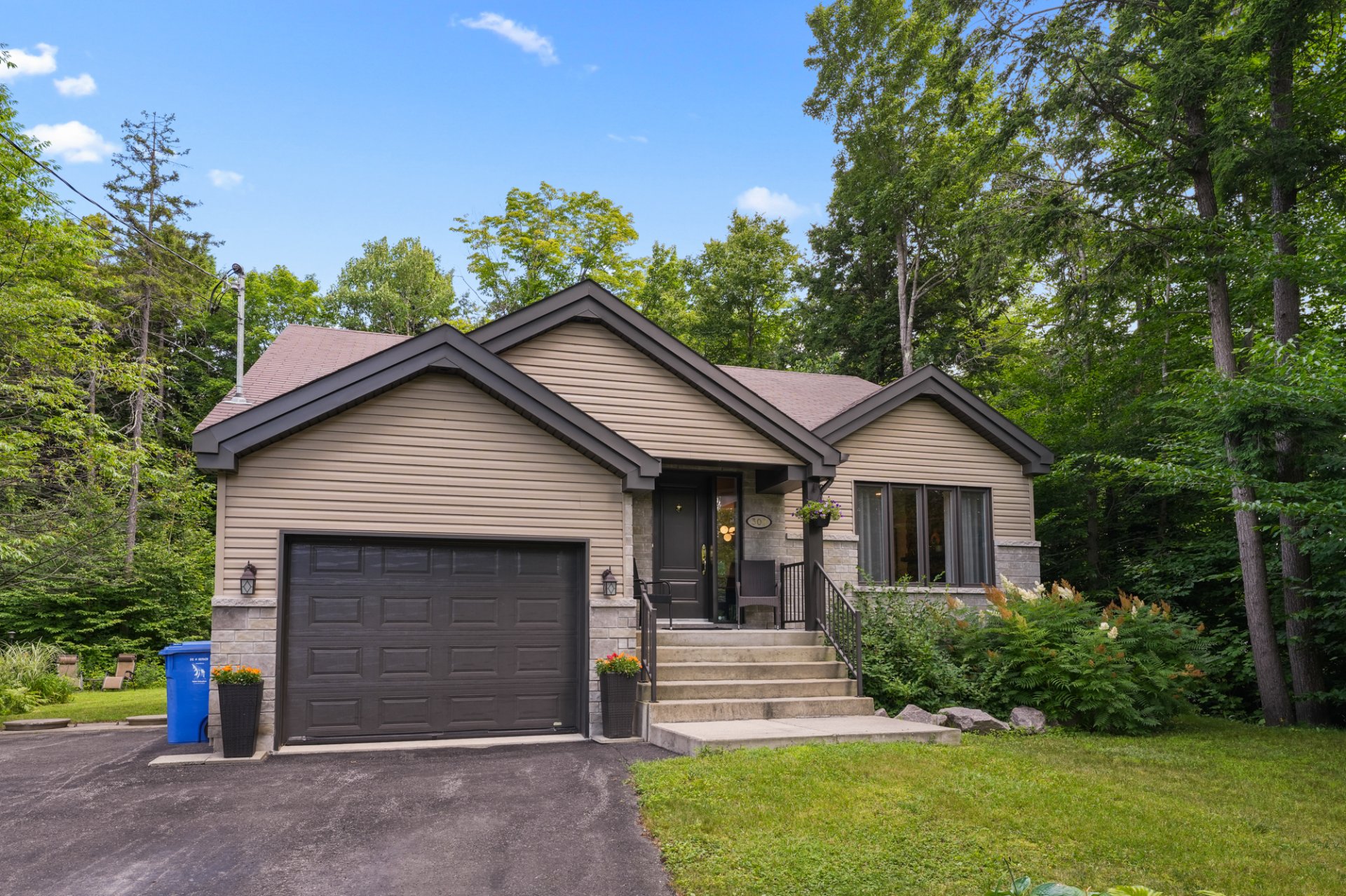 Bungalow for sale, Saint-Colomban
