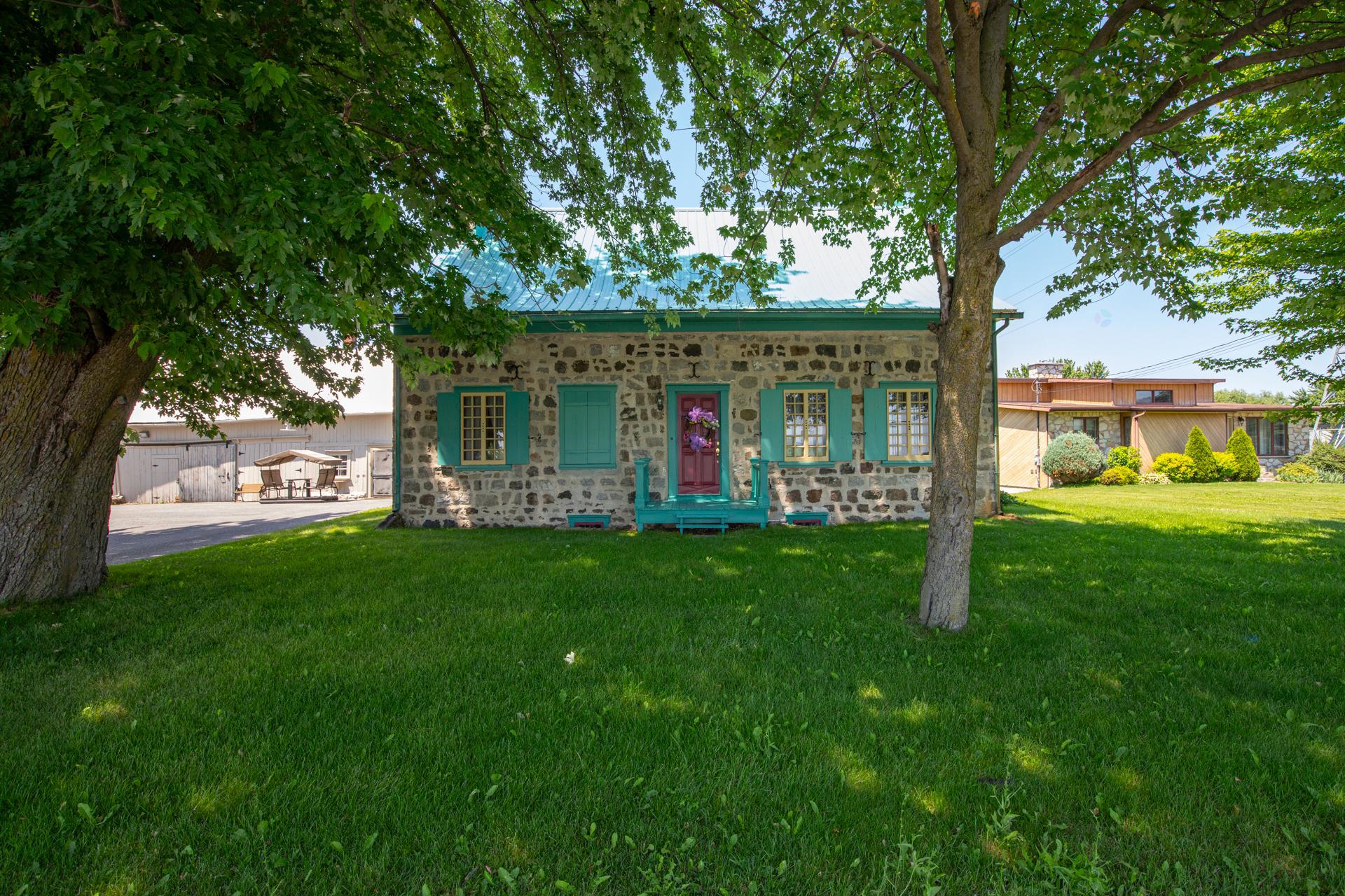 3820 Rue St-Pierre O. — photo 2