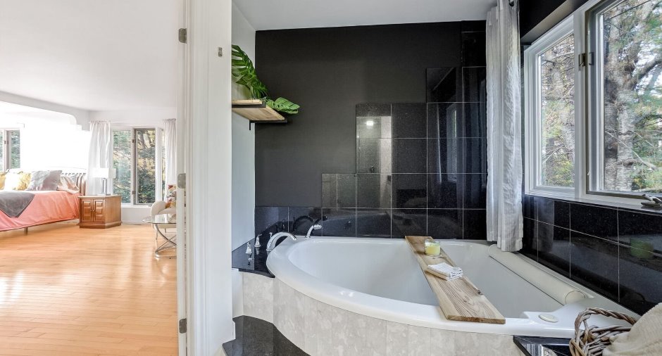 Salle de bains attenante à la CCP