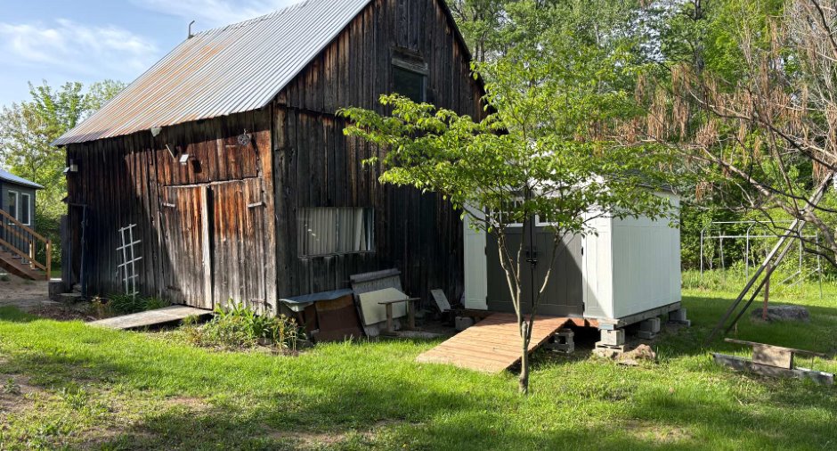 Barn