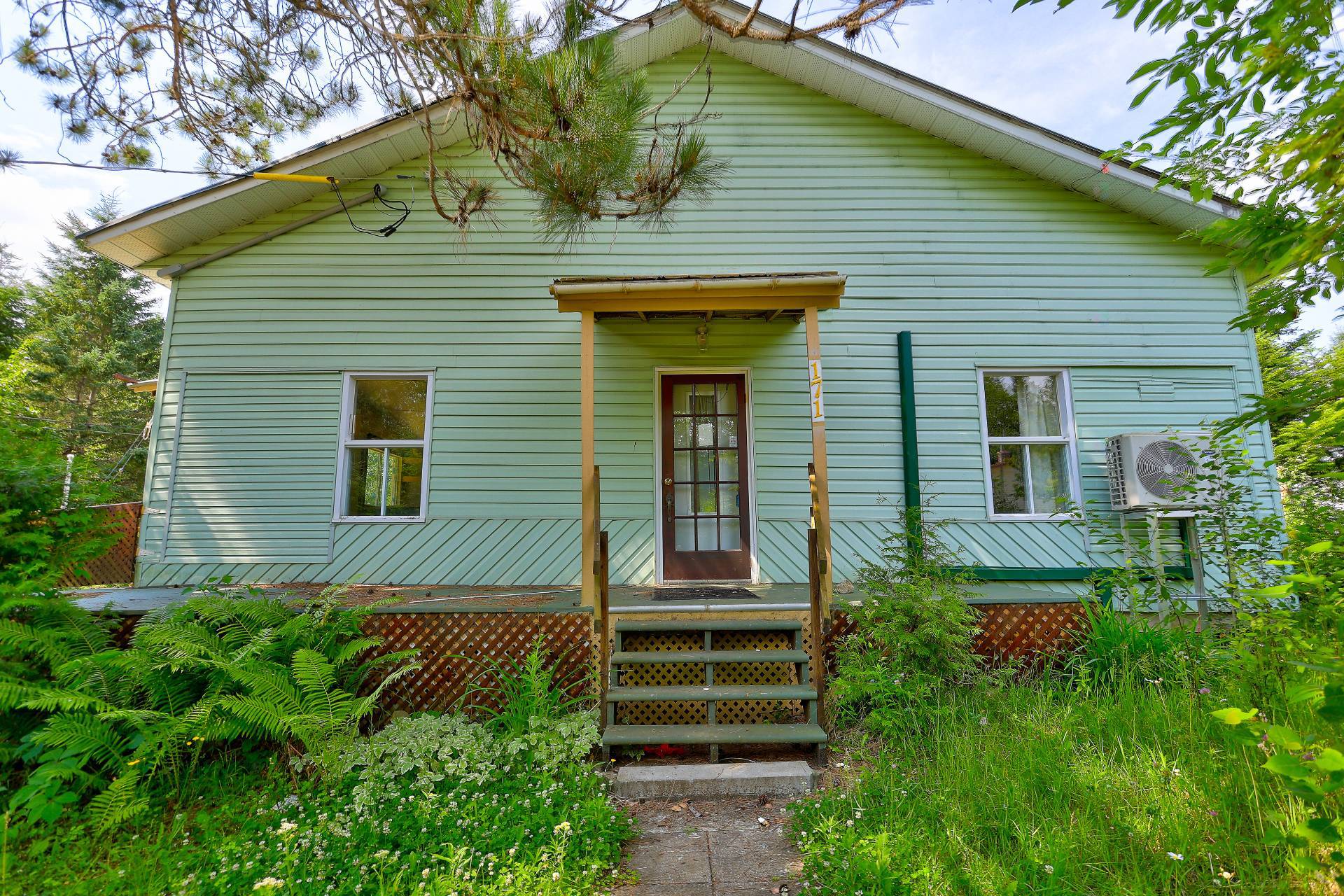 171 Rue St-Jacques — photo 2