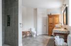 Salle de bains attenante à la CCP