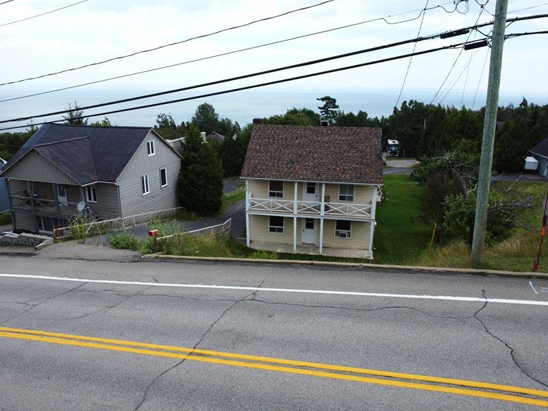 Duplex à vendre à La Malbaie — 395 - 405, Côte Bellevue