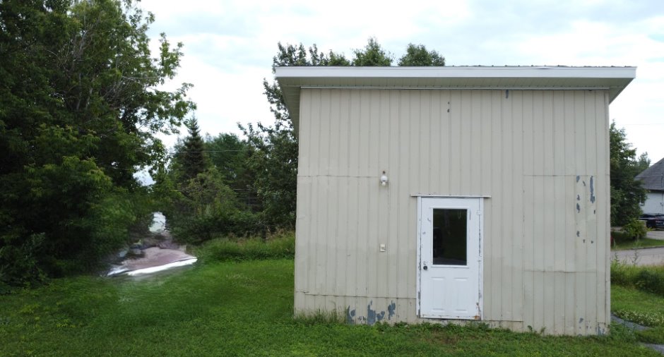 Shed