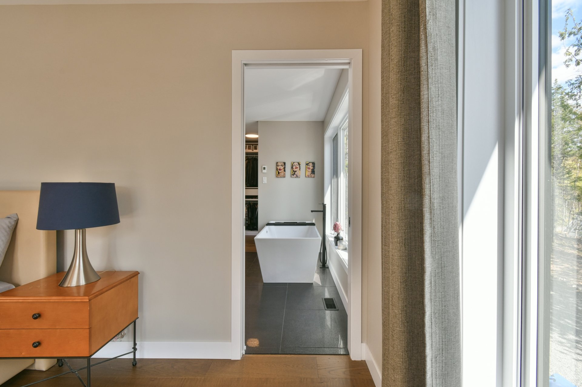 Salle de bains attenante à la CCP