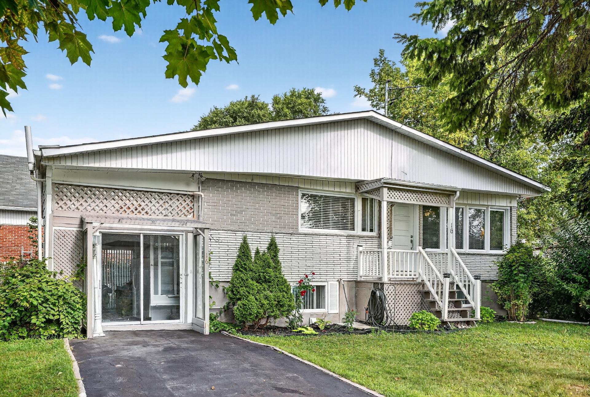 Maison de plain-pied à vendre, Blainville