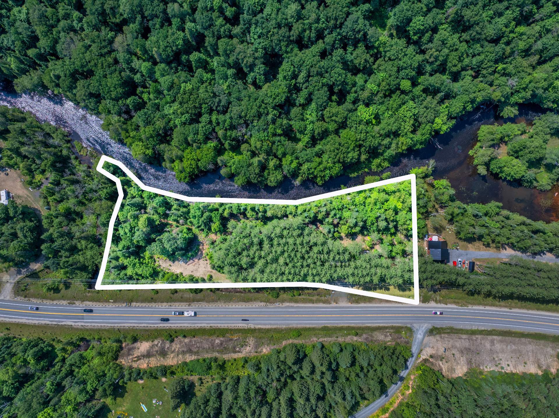 1507 Route 323 — photo 3