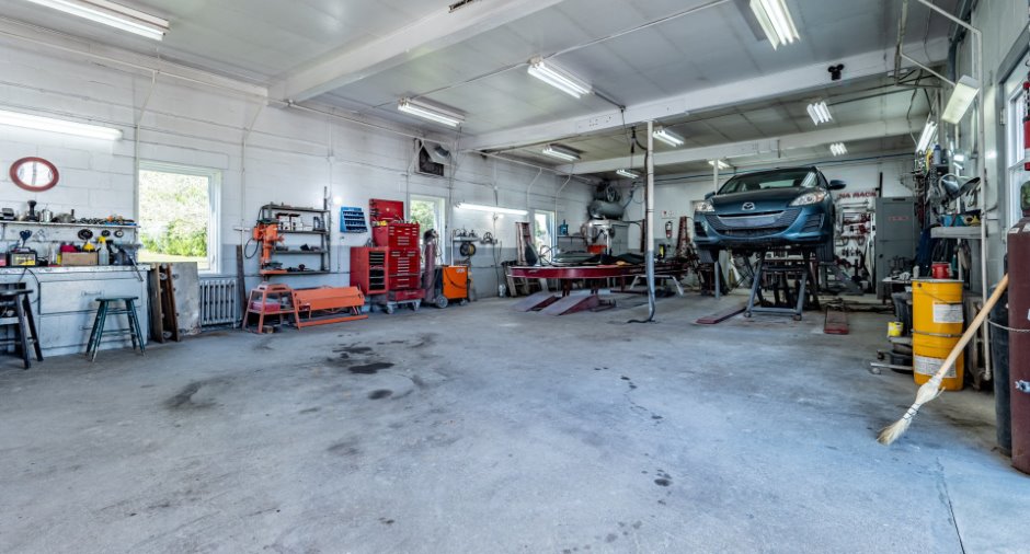 Garage
