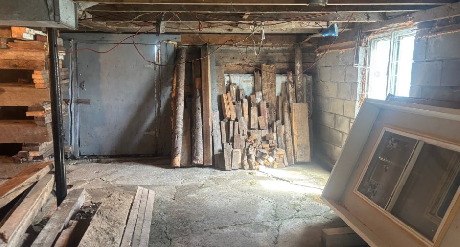 Cave/ chambre froide