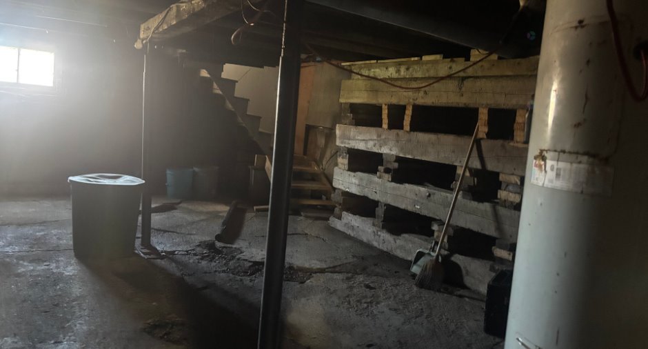 Cave/ chambre froide