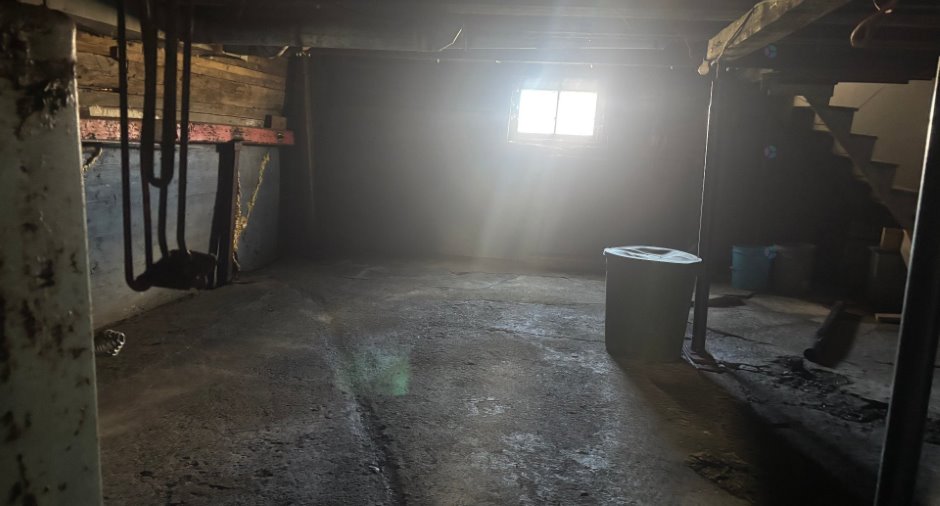 Cave/ chambre froide