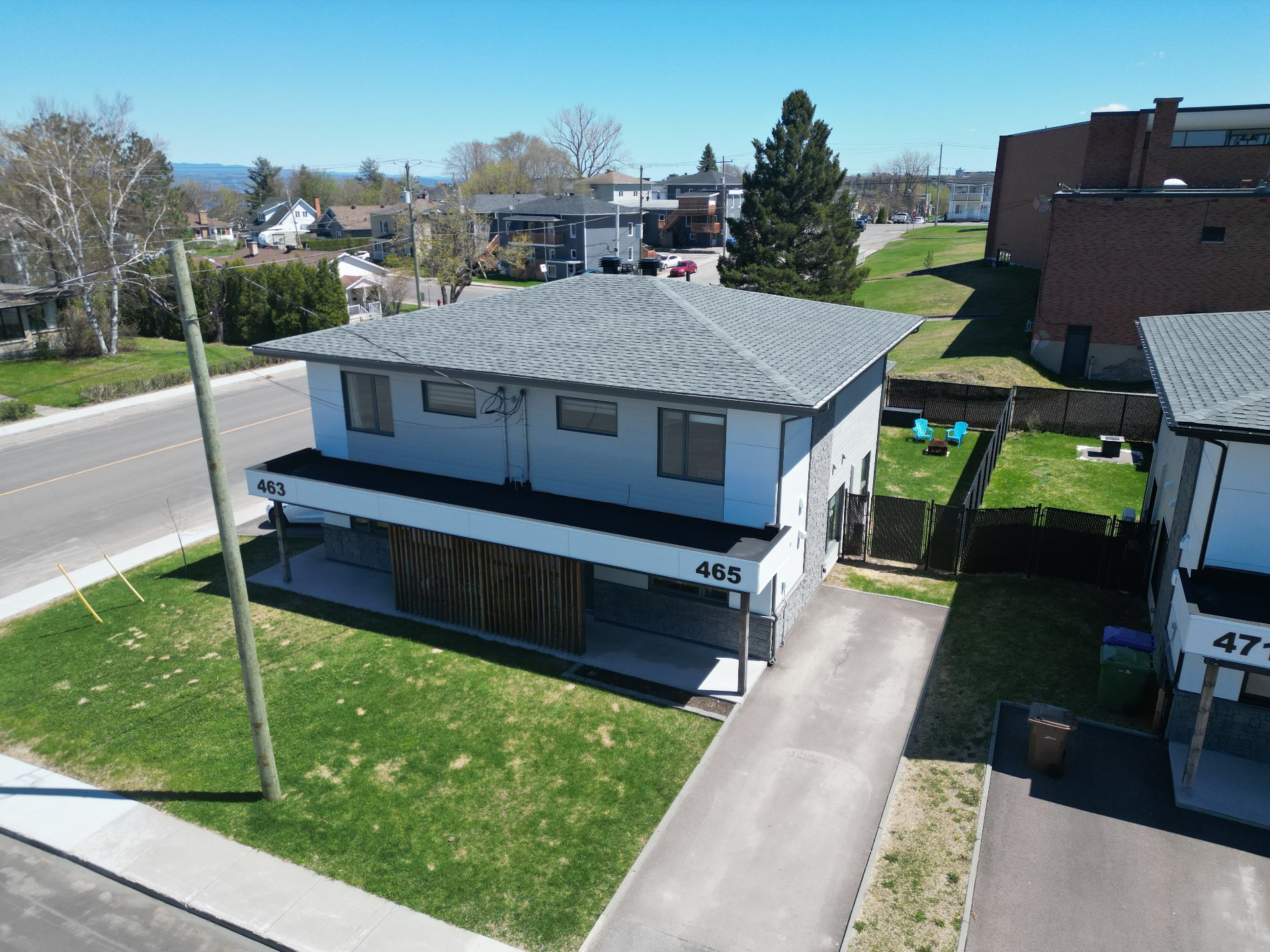 465Z Av. Emile-Grouard — photo 1