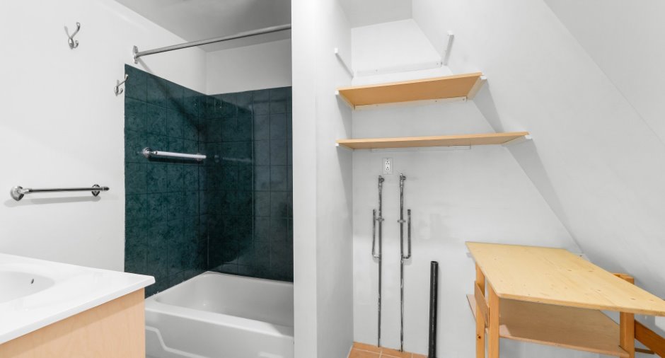 Salle de bains attenante à la CCP