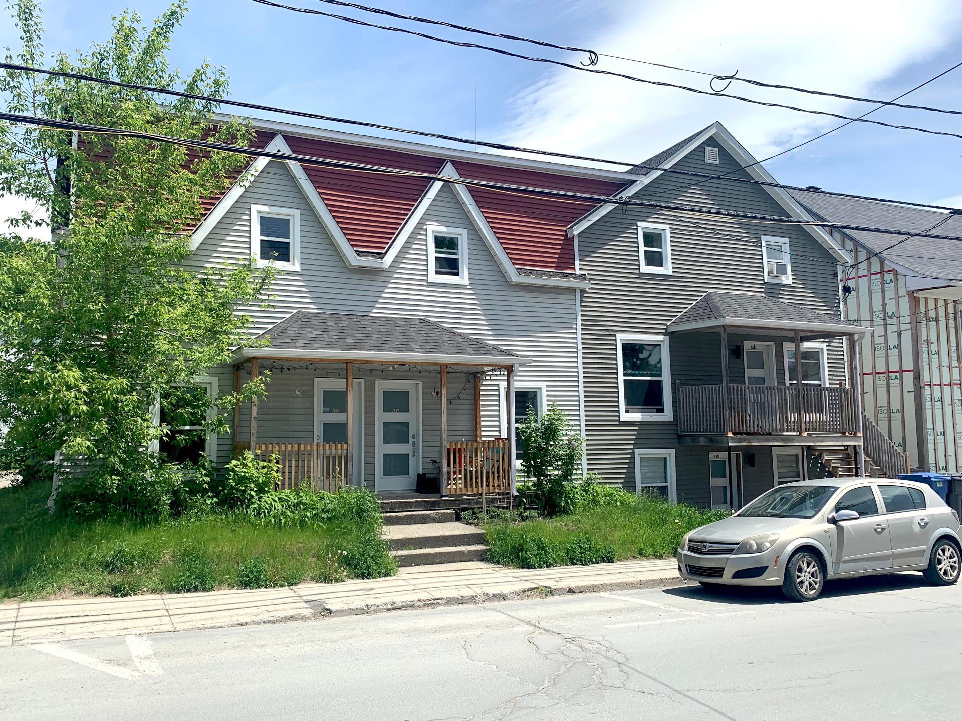 448-456 Rue Principale N. — photo 1
