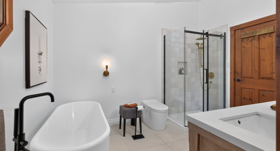 Salle de bains attenante à la CCP