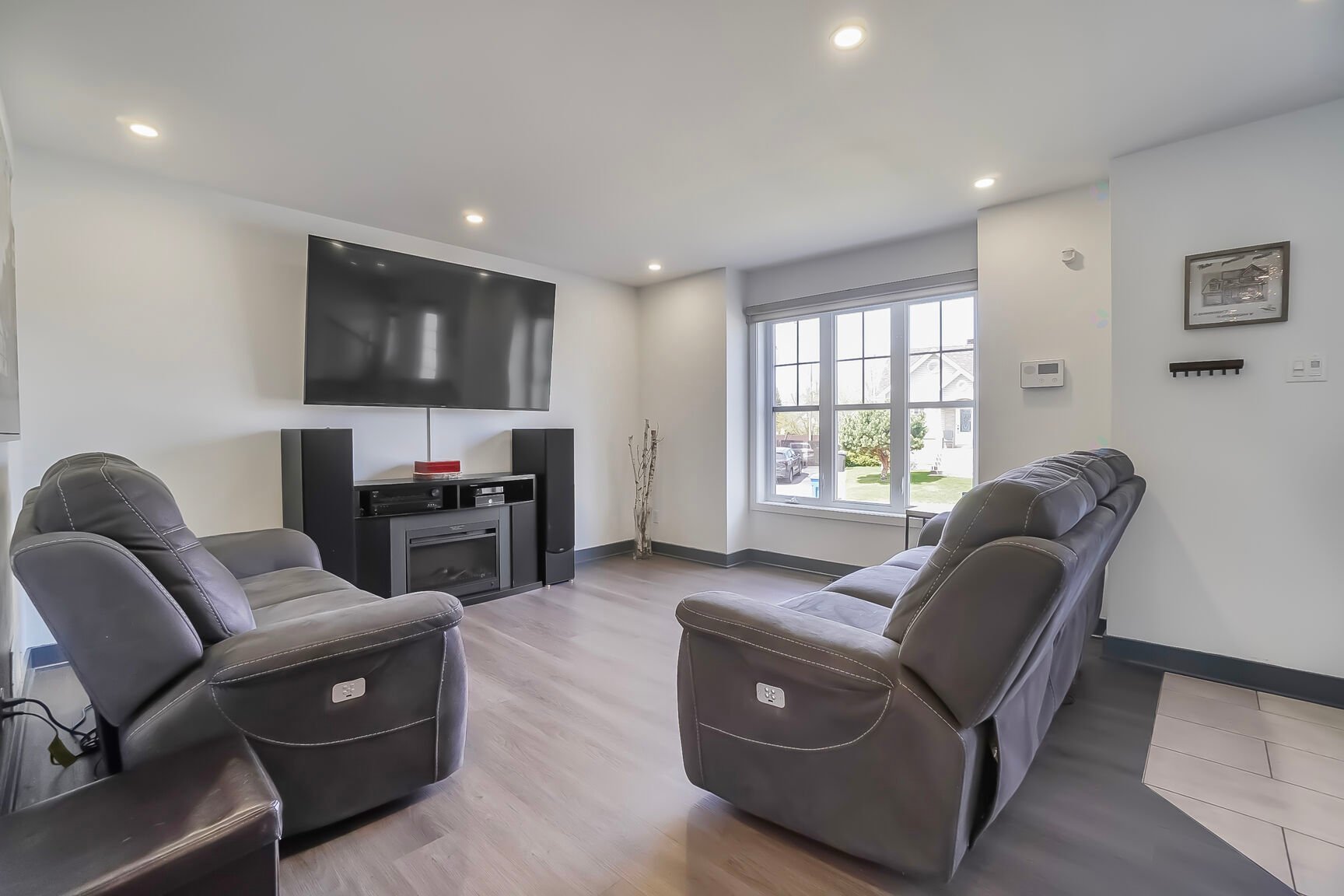 2512 Rue Robindaine — photo 3