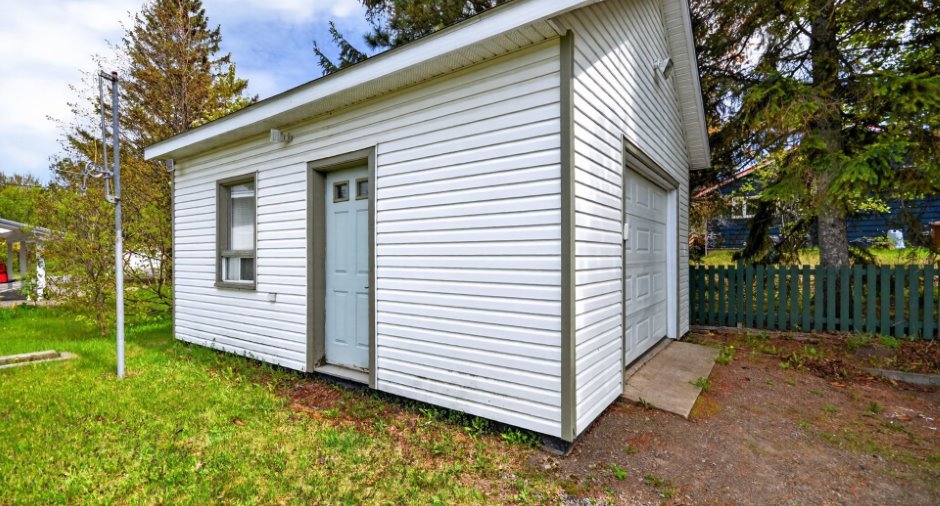 Shed
