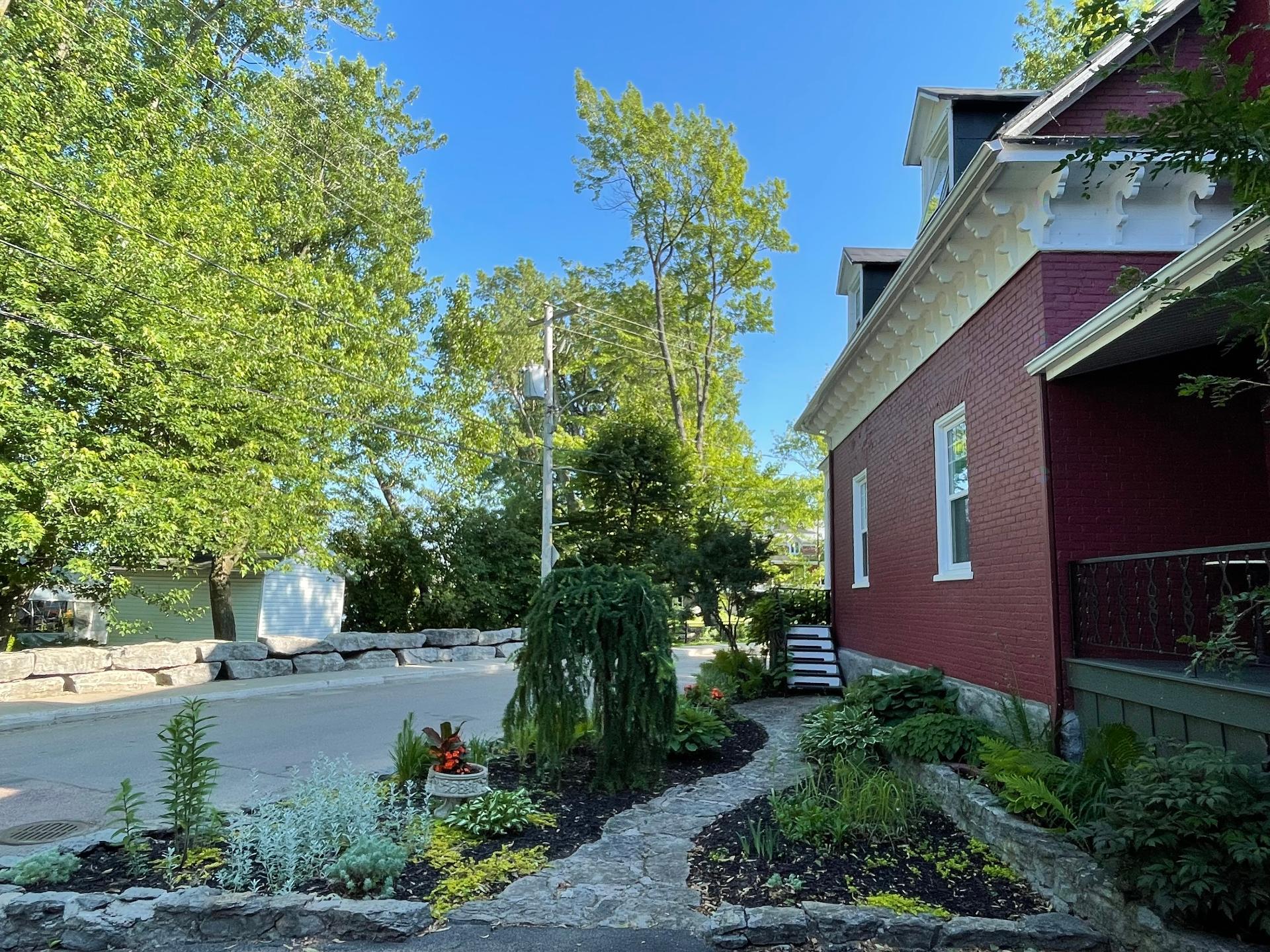 507 Rue Notre-Dame — photo 3