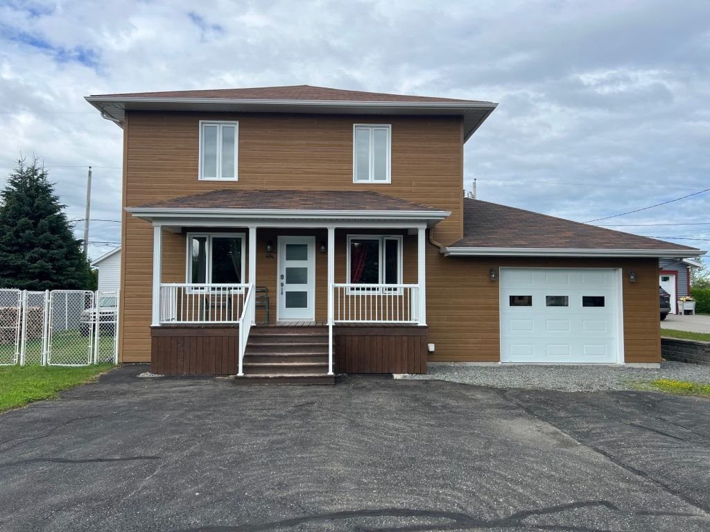 Two or more storey for sale, Trois-Pistoles