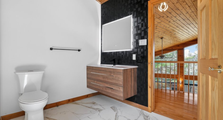 Salle de bains attenante à la CCP