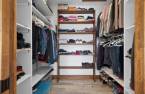 Walk-in closet