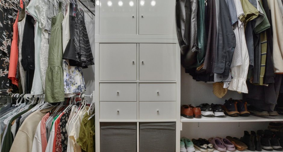 Walk-in closet