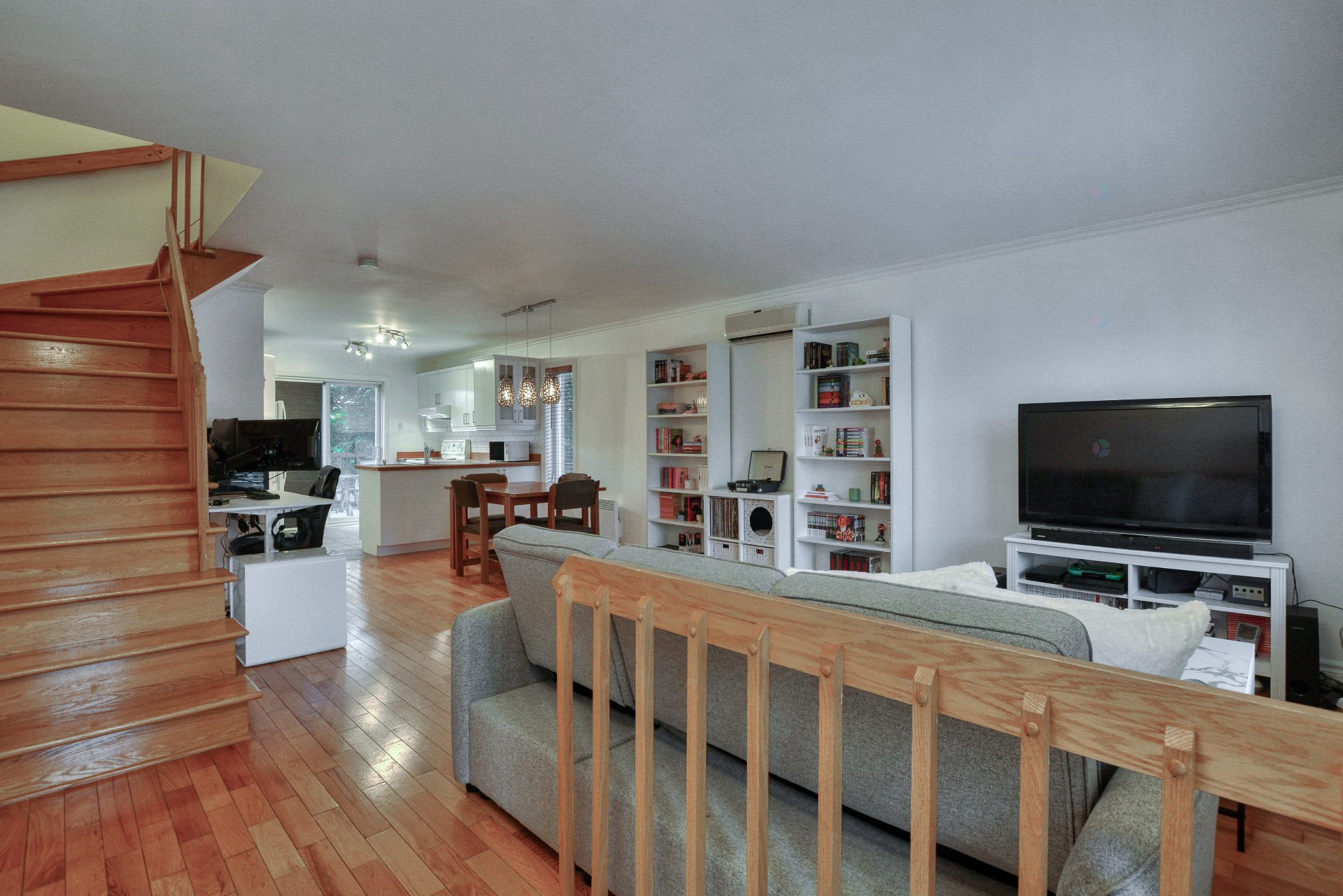 205 Rue des Violettes — photo 3