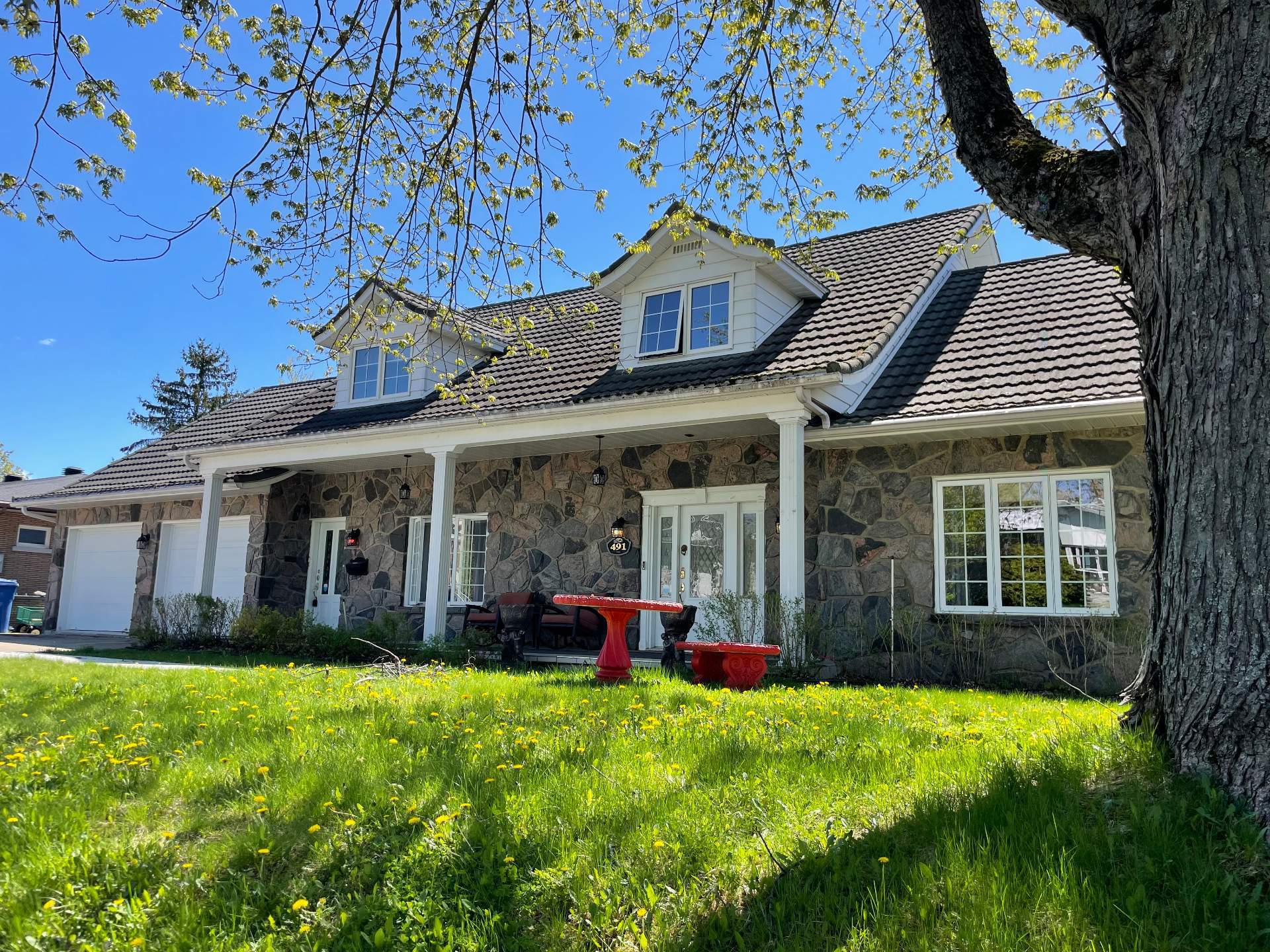 491Z 3e Avenue — photo 1