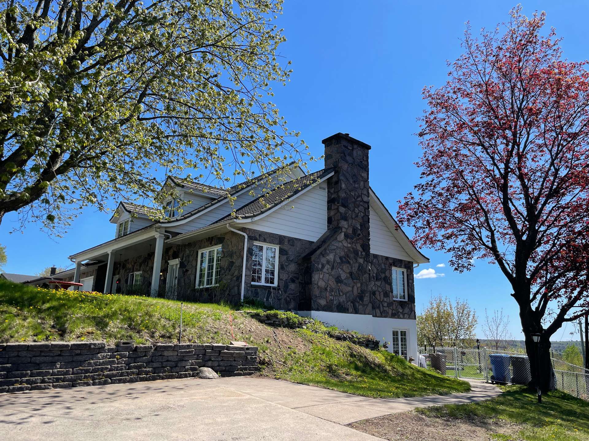 491Z 3e Avenue — photo 2