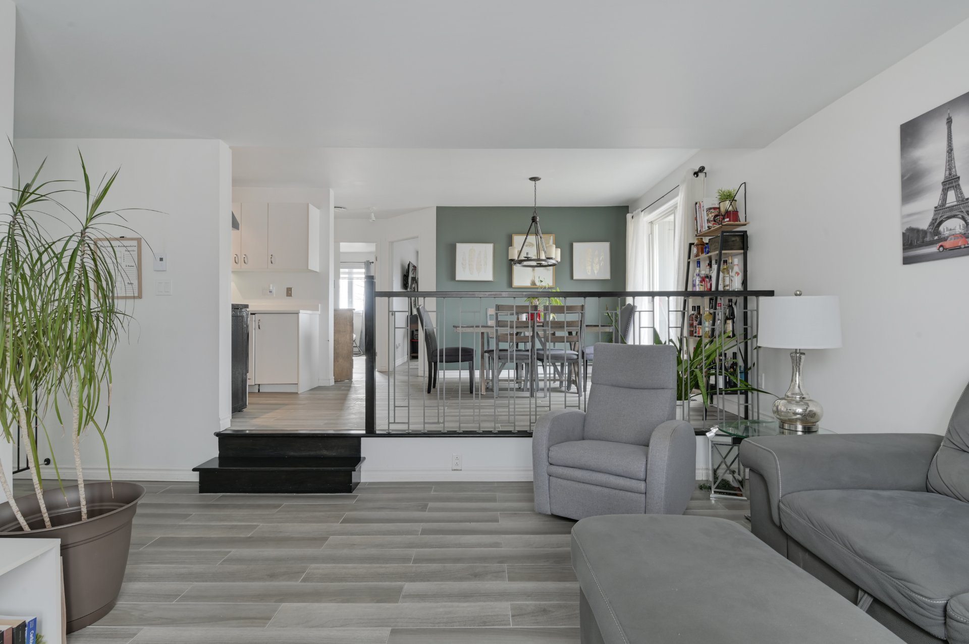 1686 Rue Édith — photo 3
