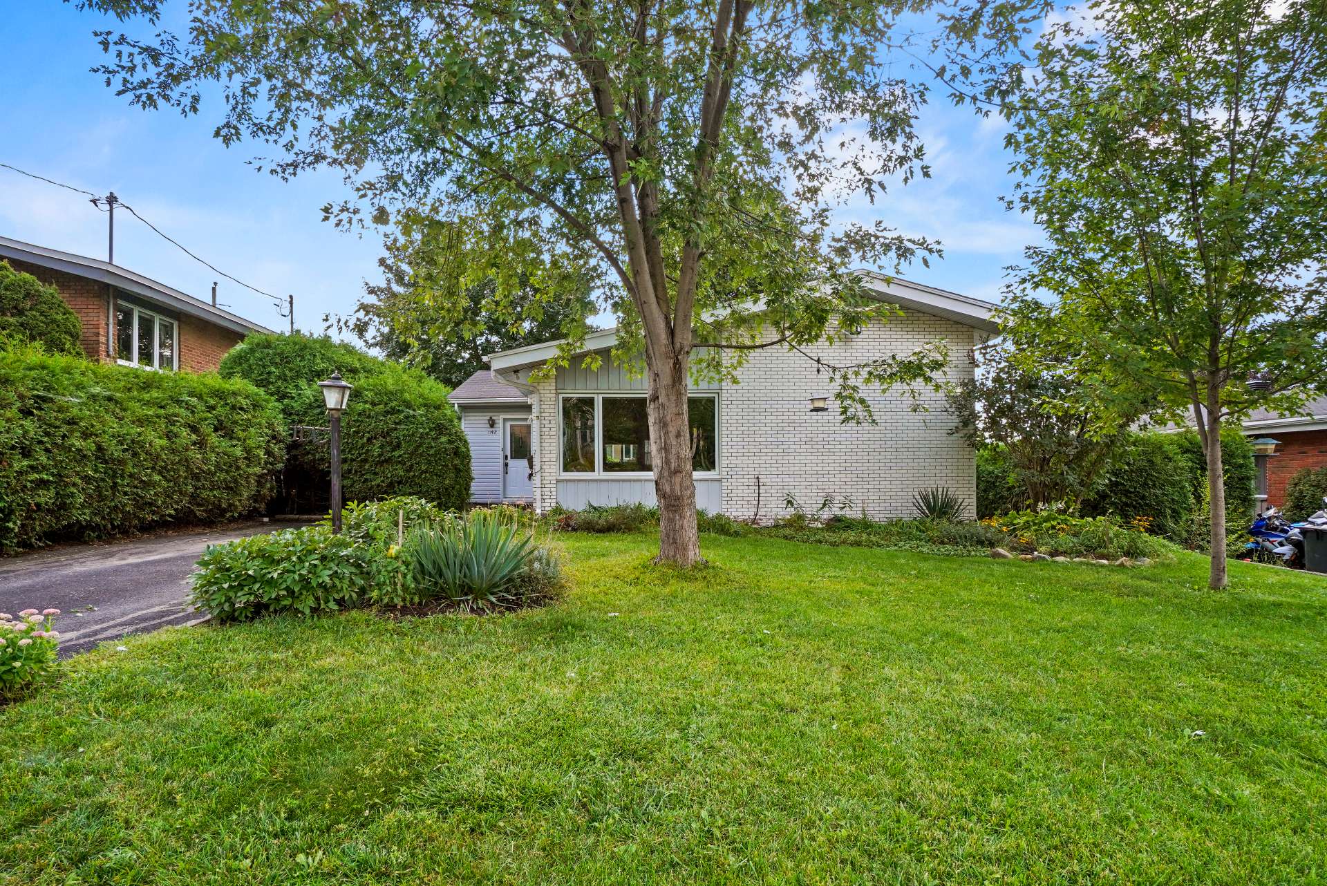 1142 Av. Seigneur-Lussier — photo 1