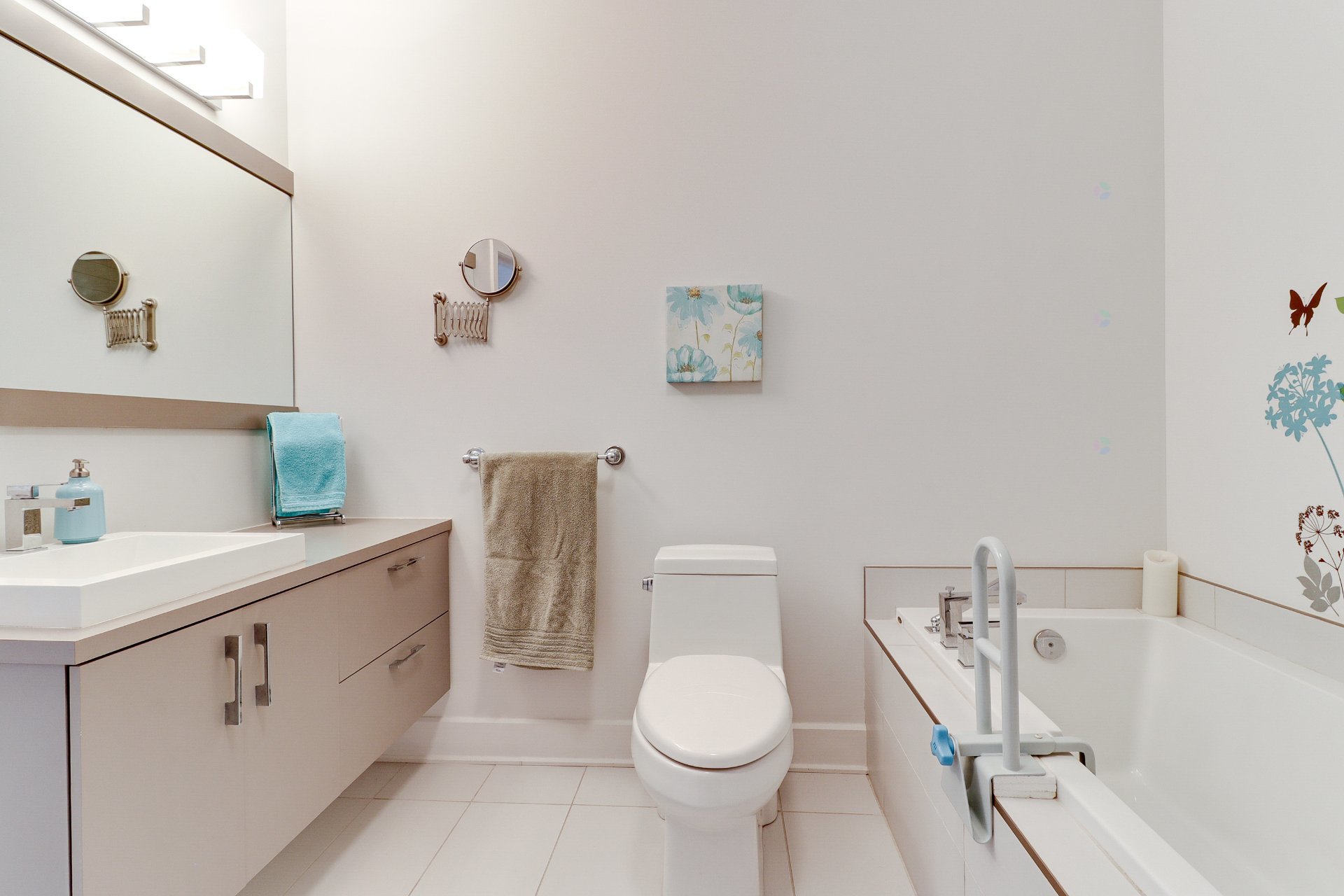 Ensuite bathroom