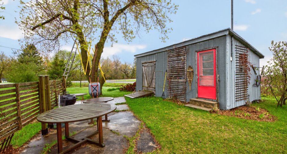 Shed