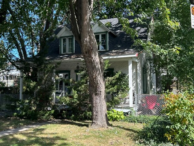 241 67e Avenue — photo 2