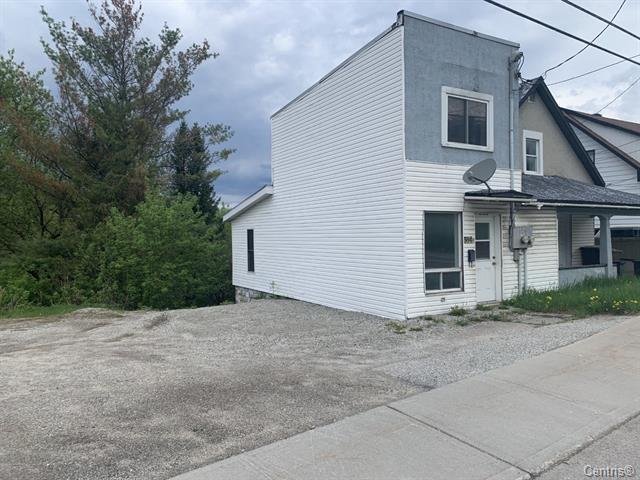 Duplex for sale, Maniwaki