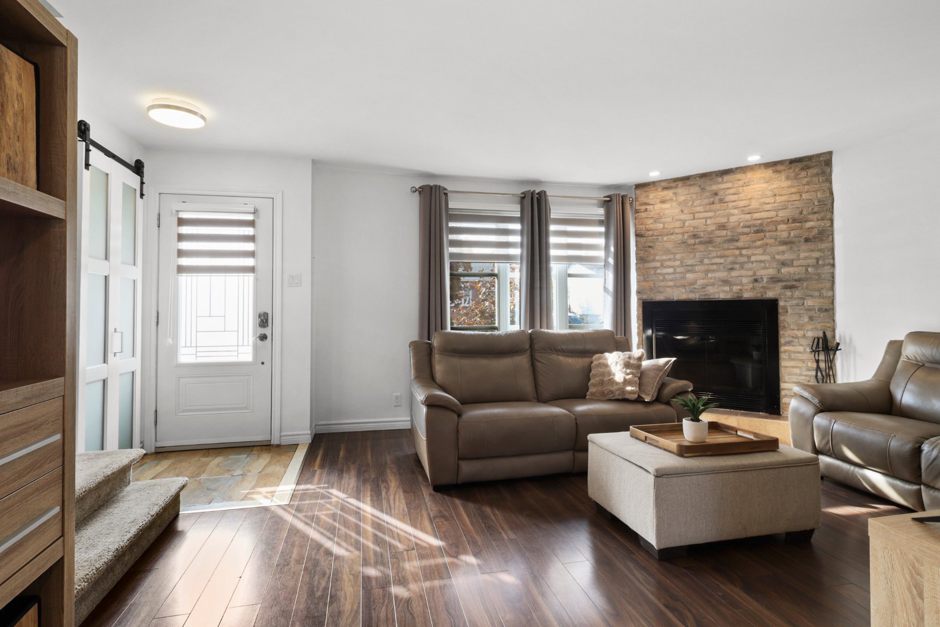 727 Rue de la Joie — photo 3