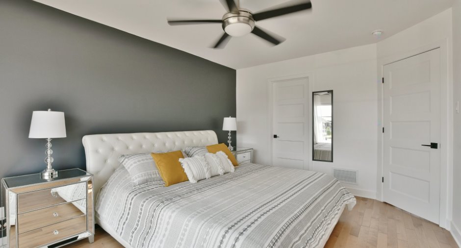 Primary bedroom