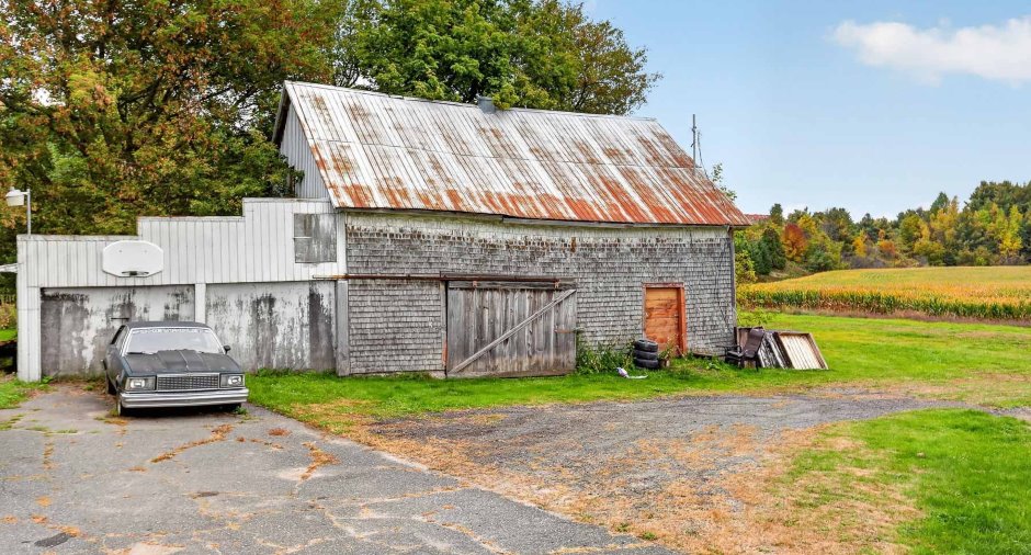 Barn