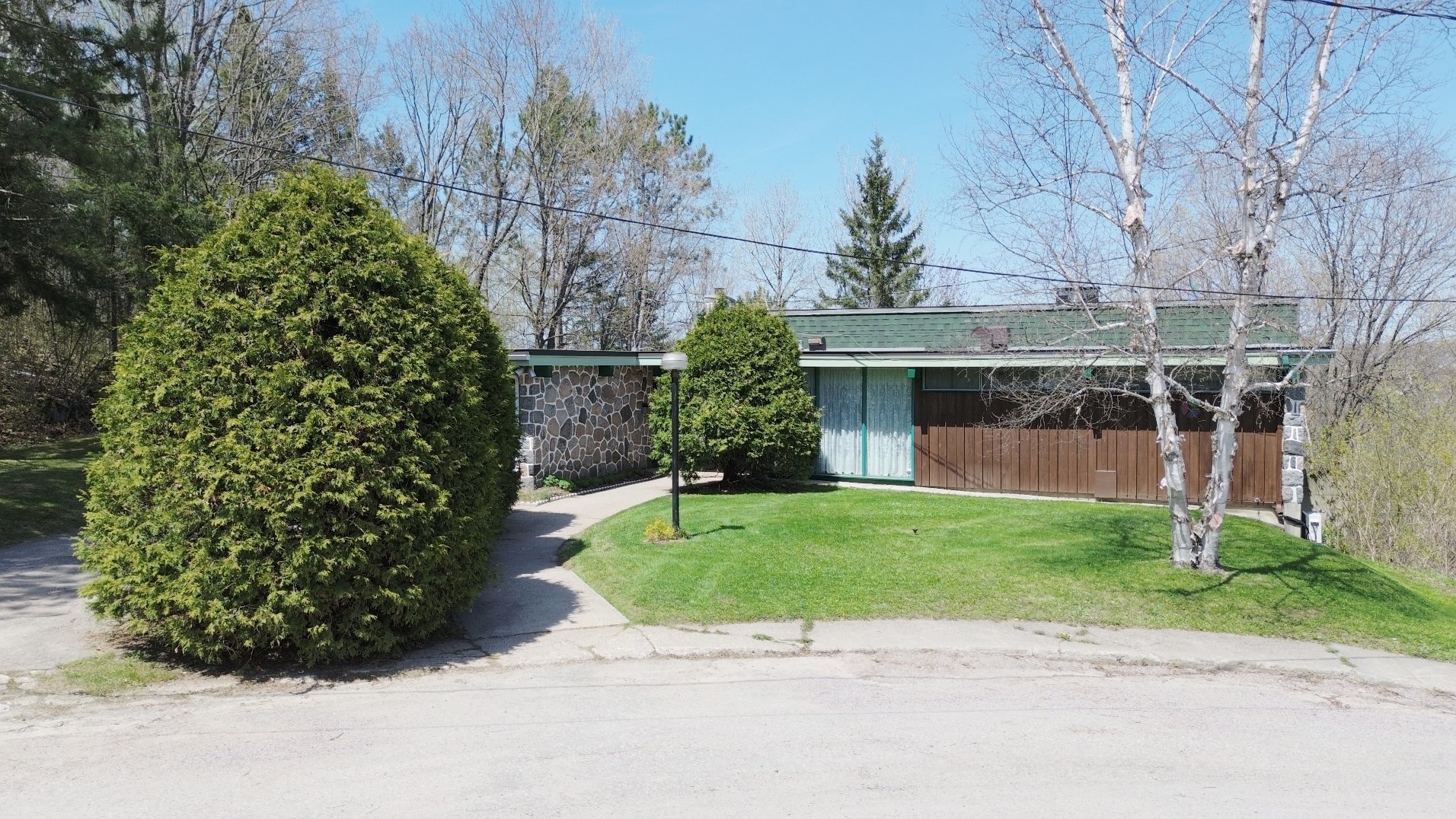 255 Rue Laurenza-Blouin — photo 3