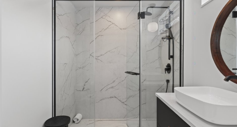 Salle de bains attenante à la CCP