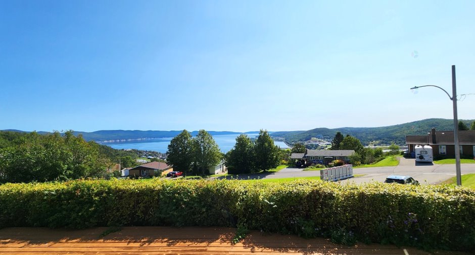 Vue sur l'eau