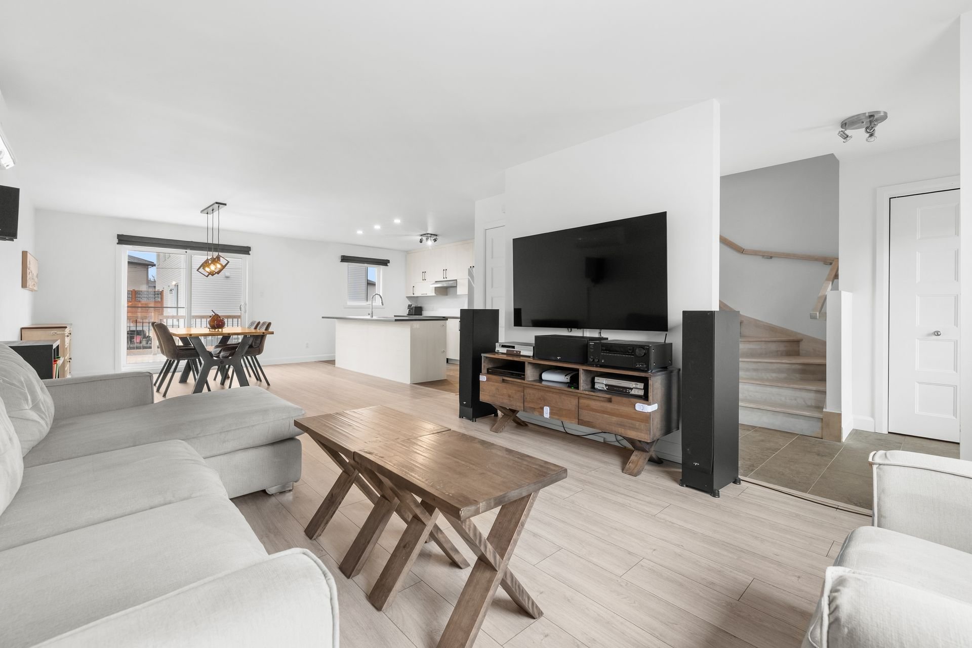 345 Rue de la Cordelle — photo 1