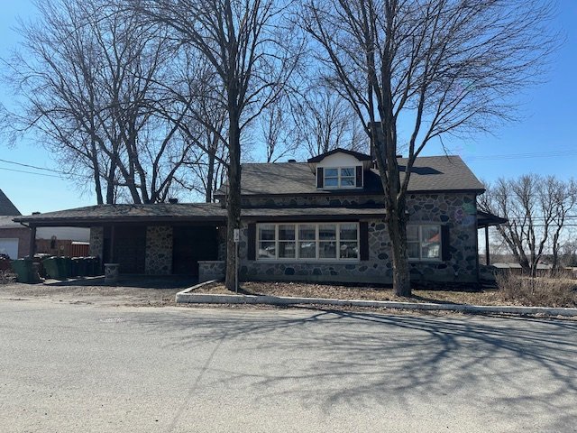 Maison à étages à vendre, Princeville
