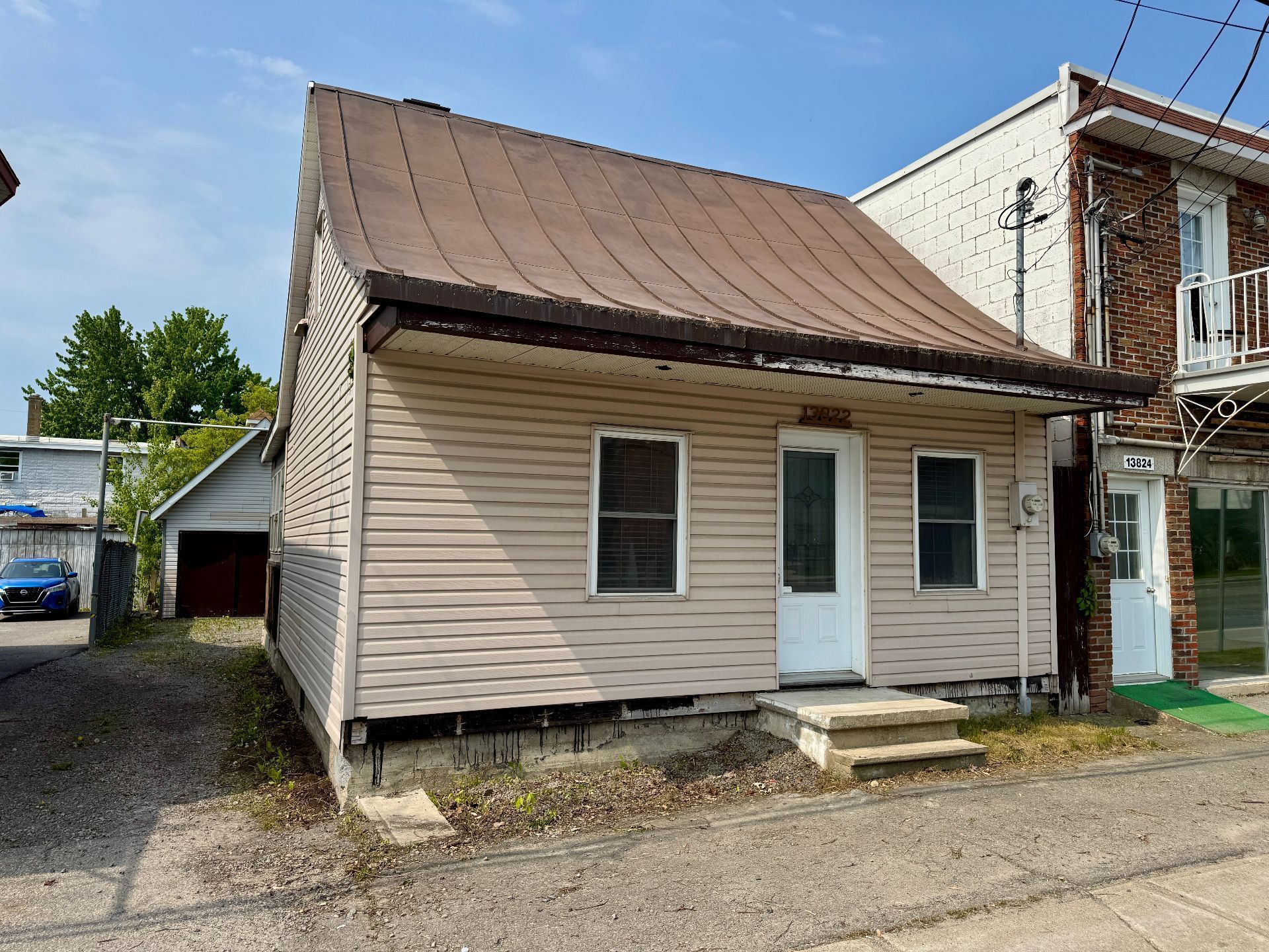 Two or more storey for sale, Mirabel
