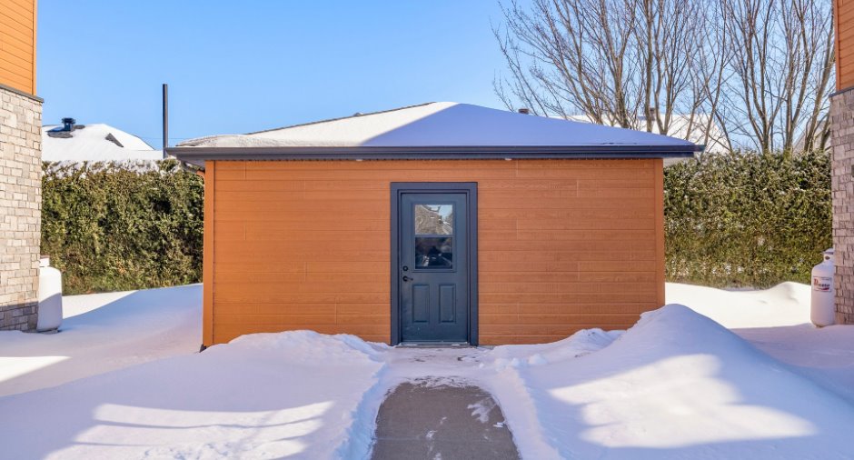 Shed