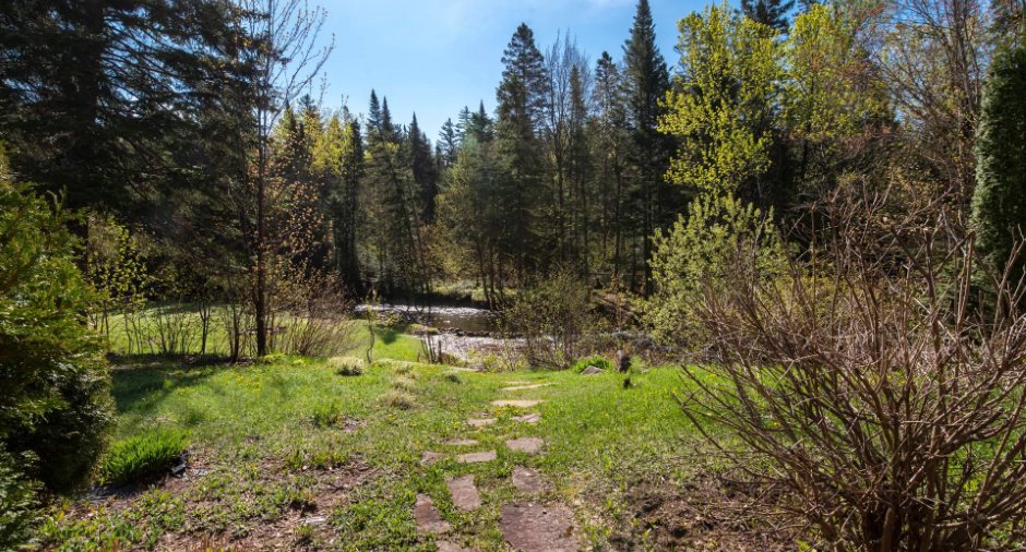 Accès au plan d'eau