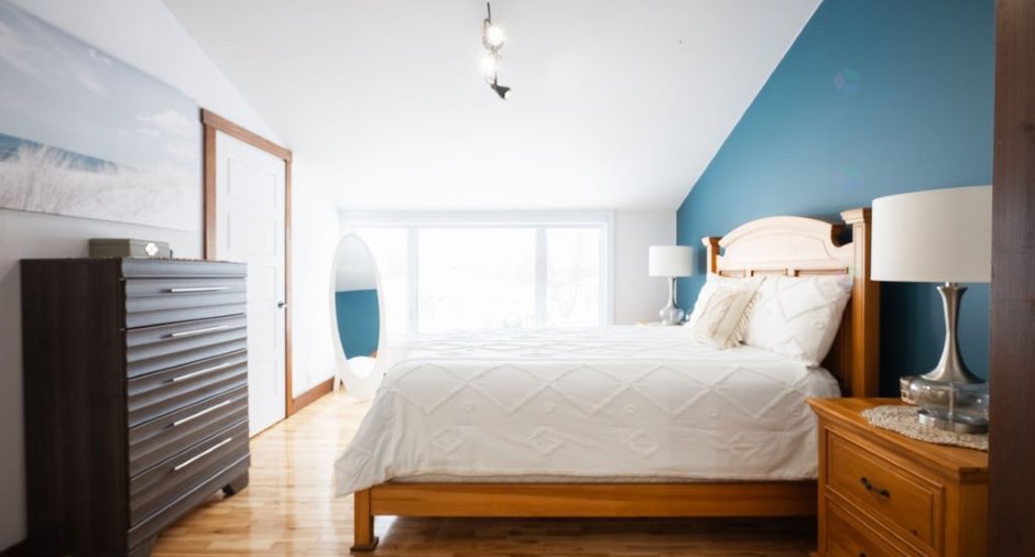 Primary bedroom