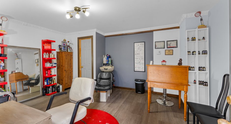 Salon
